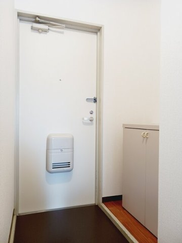 サンロイヤルマンションの玄関