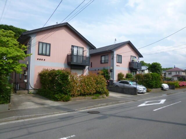 青葉荘Ｂ棟の外観
