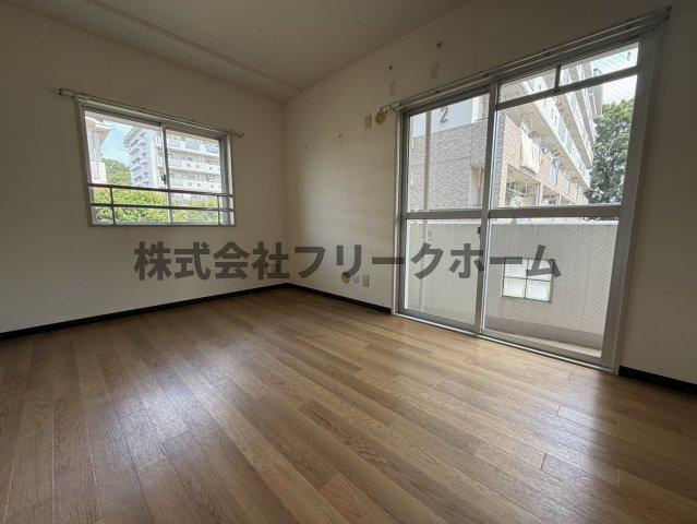 小金井市梶野町３丁目の賃貸マンションの寝室
