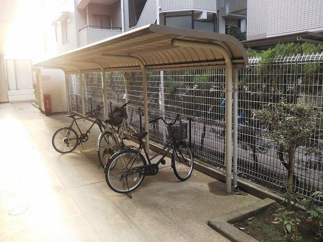 レオパレスプラザ　ハルⅠのその他|駐輪場