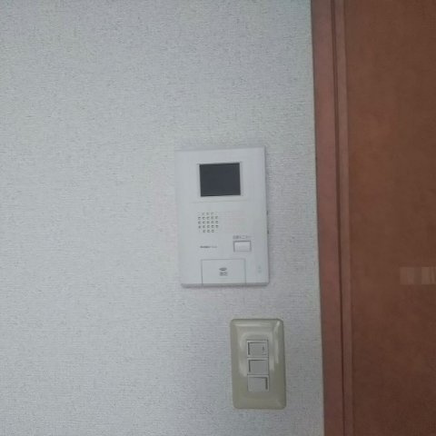 レオパレスセンタービレッジⅡのその他|モニター付きインターフォンで急な来訪にも安心！
