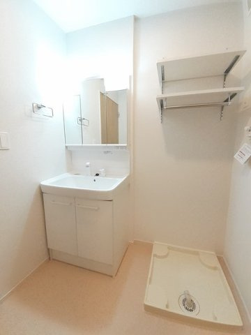 クララボージャ　Ａの洗面所|広い洗面スペース