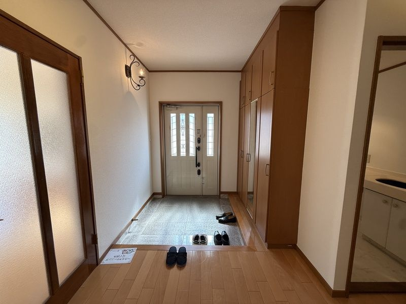 クレアシオン目黒の玄関