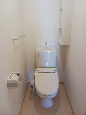 ジュネス　Ｂのトイレ|コンパクトで使いやすいトイレです