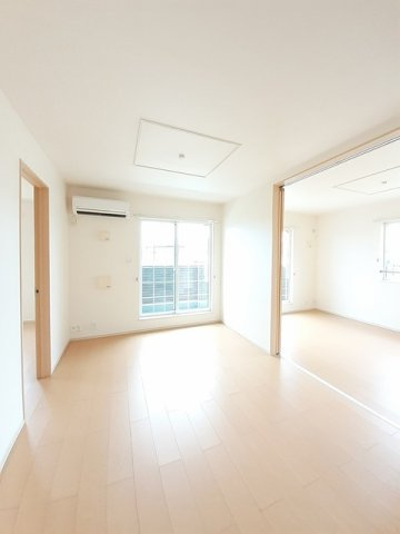 ルミエール六反地の居間・リビング|居間です