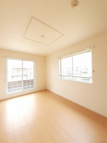 ルミエール六反地の内装|内装は落ち着いています