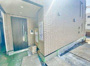 ユアメゾン立教通りのエントランス