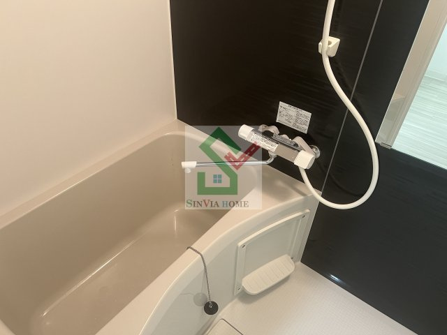 アンビエンテ武蔵藤沢の浴室