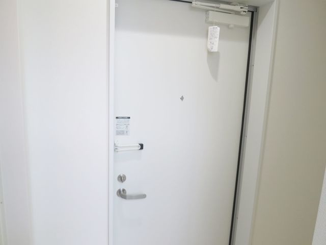 アミティエ東小岩のセキュリティ|玄関扉です☆