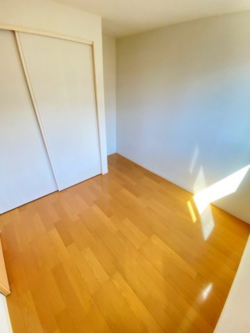 【寝室】
