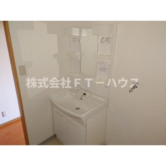 フローライト市川の独立洗面台