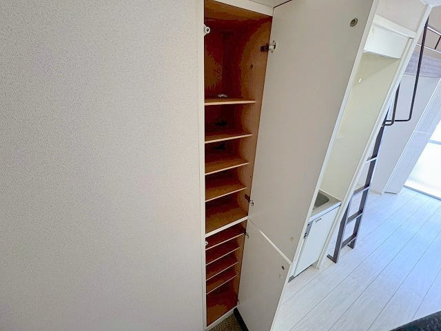 新大阪OMパレスの収納