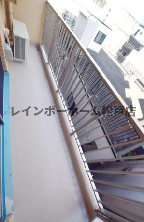 アロー北松戸２７番館のバルコニー
