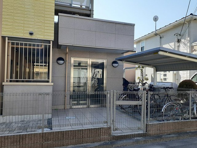 グッド　ワンのエントランス
