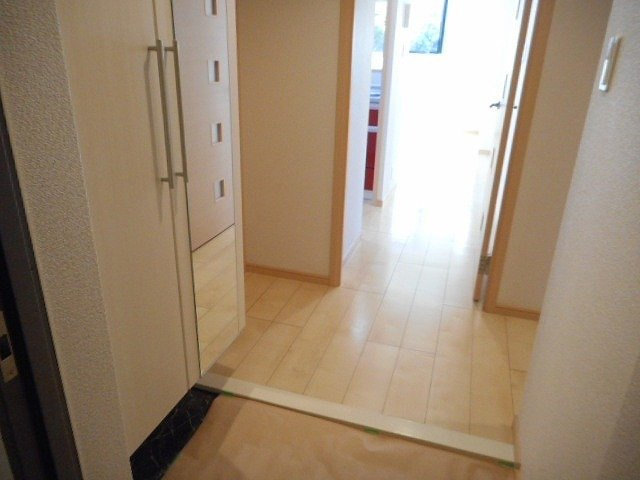ボガータの玄関