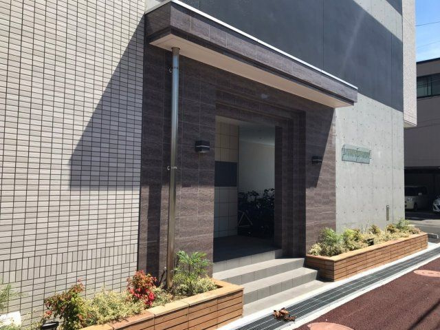 【エントランス】 | Premium Town Place