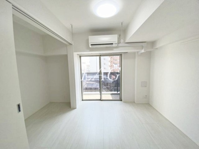 【居間・リビング】 | RELUXIA TOKYO NORTH | 洋室のお部屋です。