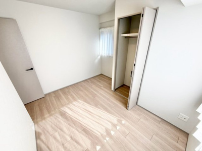 【洋室】 | グランコート住ノ江