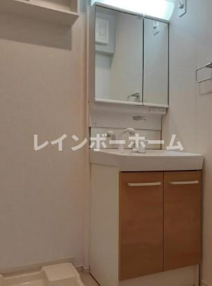 鶴ヶ島市大字鶴ヶ丘のアパートの洗面所