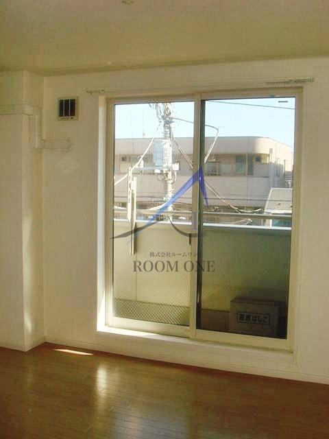 フローレスタナカの居間・リビング|洋室のお部屋です。