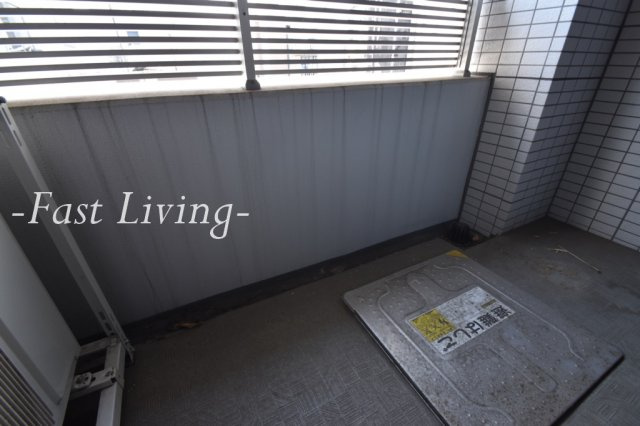 アーバンレジデンス神田富山町のバルコニー