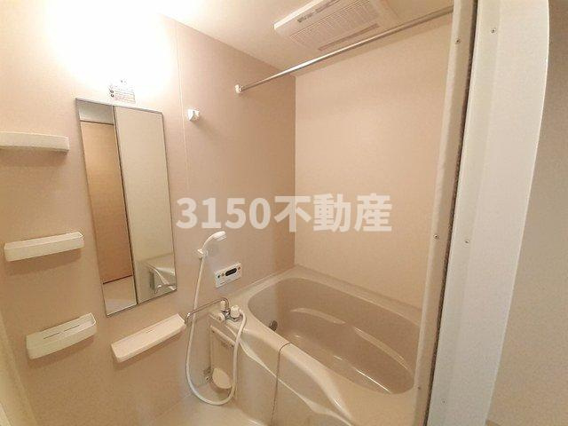 メゾン７８の浴室|落ち着いた空間のお風呂です