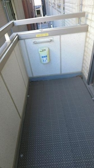 【バルコニー】