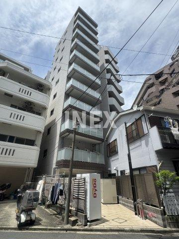 横浜市南区新川町５丁目の賃貸マンションの外観