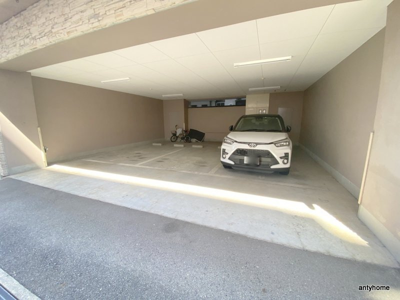 ウィルドゥ谷町　仲介手数料無料の駐車場