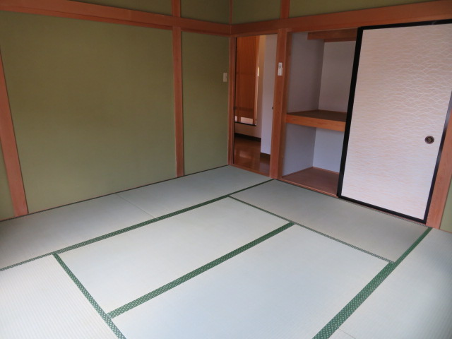 高崎市吉井町南陽台　中古1250の和室