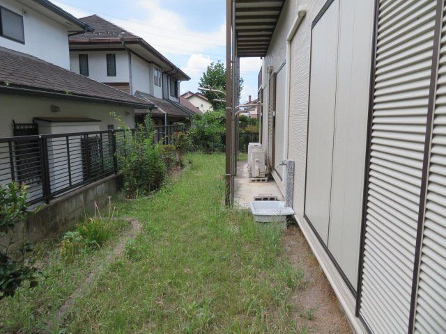 高崎市吉井町南陽台　中古1250の庭