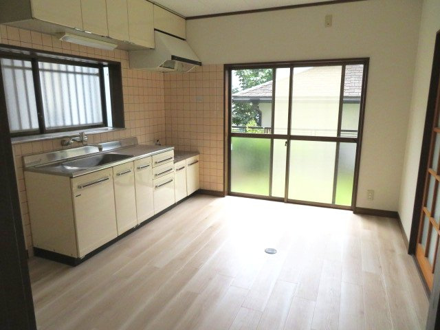 高崎市吉井町南陽台　中古1250のキッチン