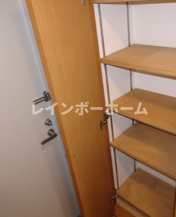 サンメゾンの玄関