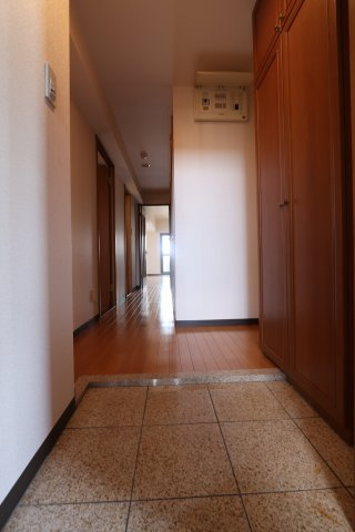 スペランツァ砂美の玄関