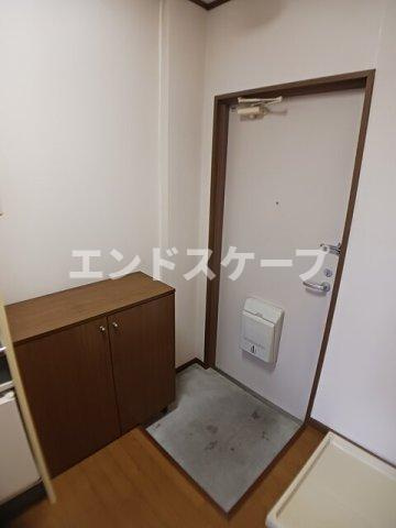 イーストマニの玄関|高崎、前橋のお部屋探しはエンドスケープまで！お客様の理想お聞かせ下さい♪