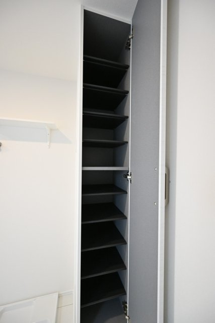 長楽町屋レジデンスの収納|靴入