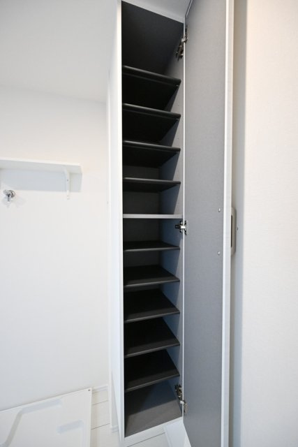 長楽町屋レジデンスの収納|靴入