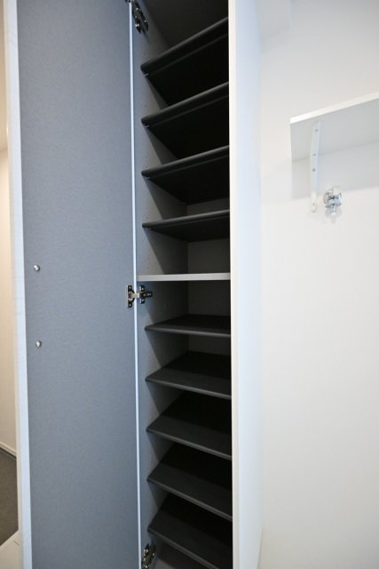 長楽町屋レジデンスの収納|靴入