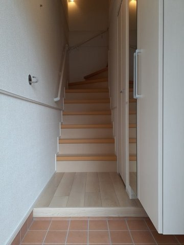 グランド　Ⅱの玄関|収納もある玄関です