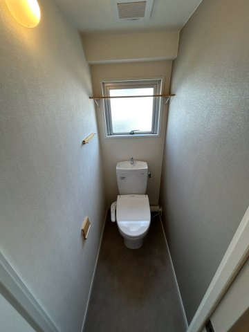 神戸市東灘区住吉東町４丁目の賃貸マンションのトイレ