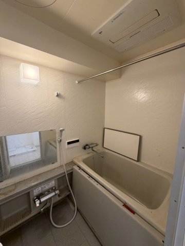 神戸市東灘区住吉東町４丁目の賃貸マンションの浴室