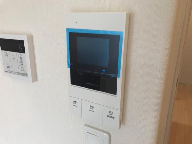 シクーロの内装|カメラ付インターホン
