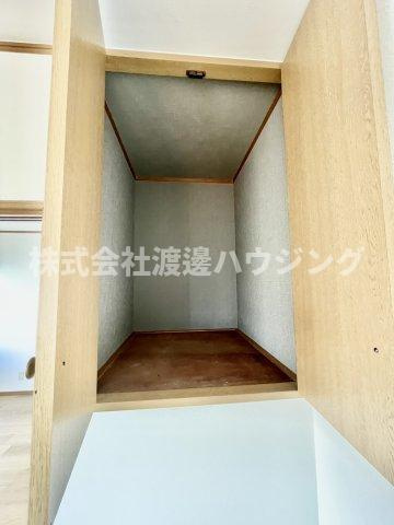 高倉1丁目貸家の収納