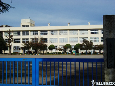 【周辺】 | ＣＬＡＩＲ ＪＵＮ | 坂東市立沓掛小学校