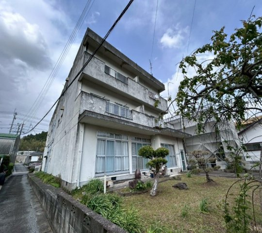 南九州市　一棟アパートの外観