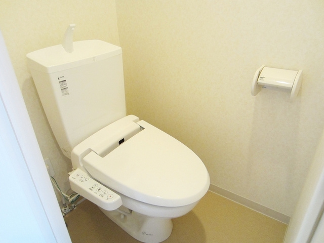グランヴァン王子駅前のトイレ|ウォシュレット付きです