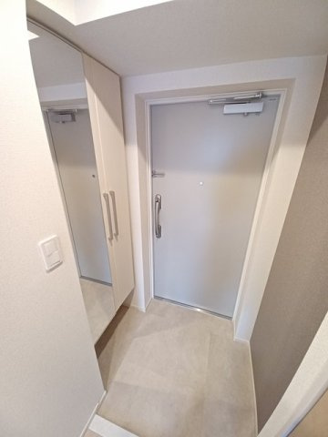 シエロ西竹の塚の玄関