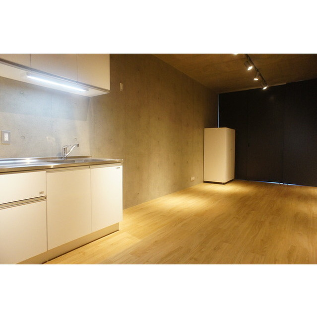 FUKUMI　APARTMENTの居間・リビング