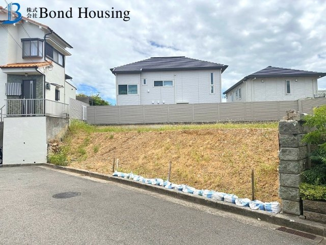 朝霧駅まで徒歩9分　朝霧南町　新築戸建ての庭