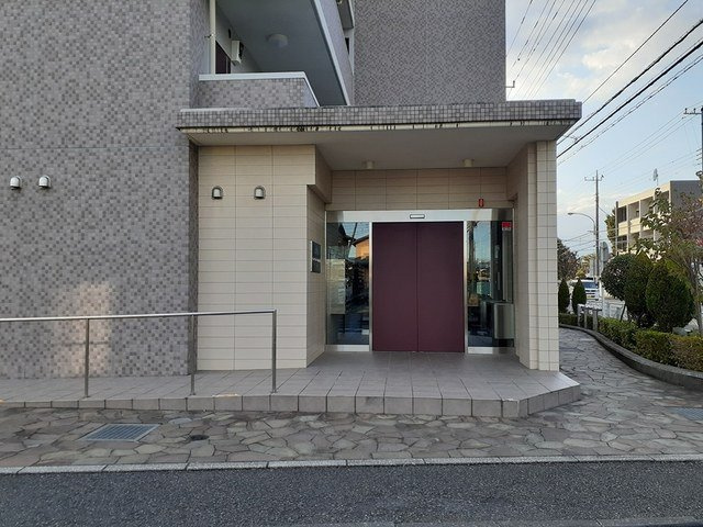コートポワール国立のエントランス